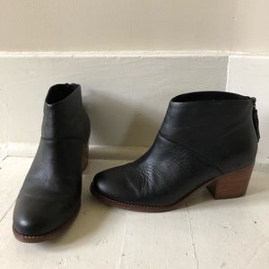 TOMS leather Leila boots